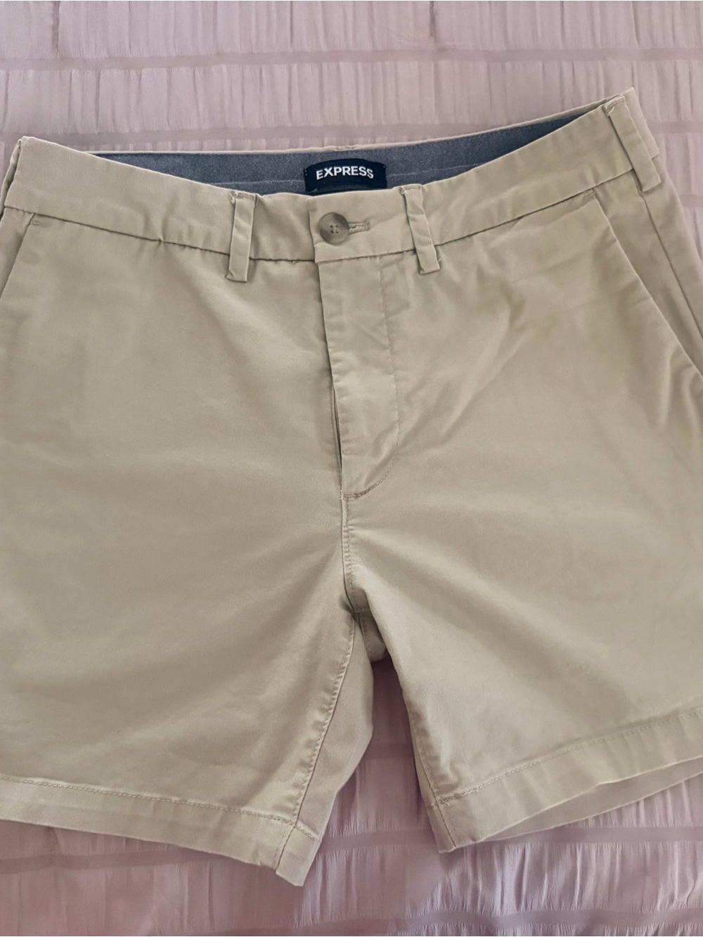 Express Men’s Khaki Flat Front Shorts